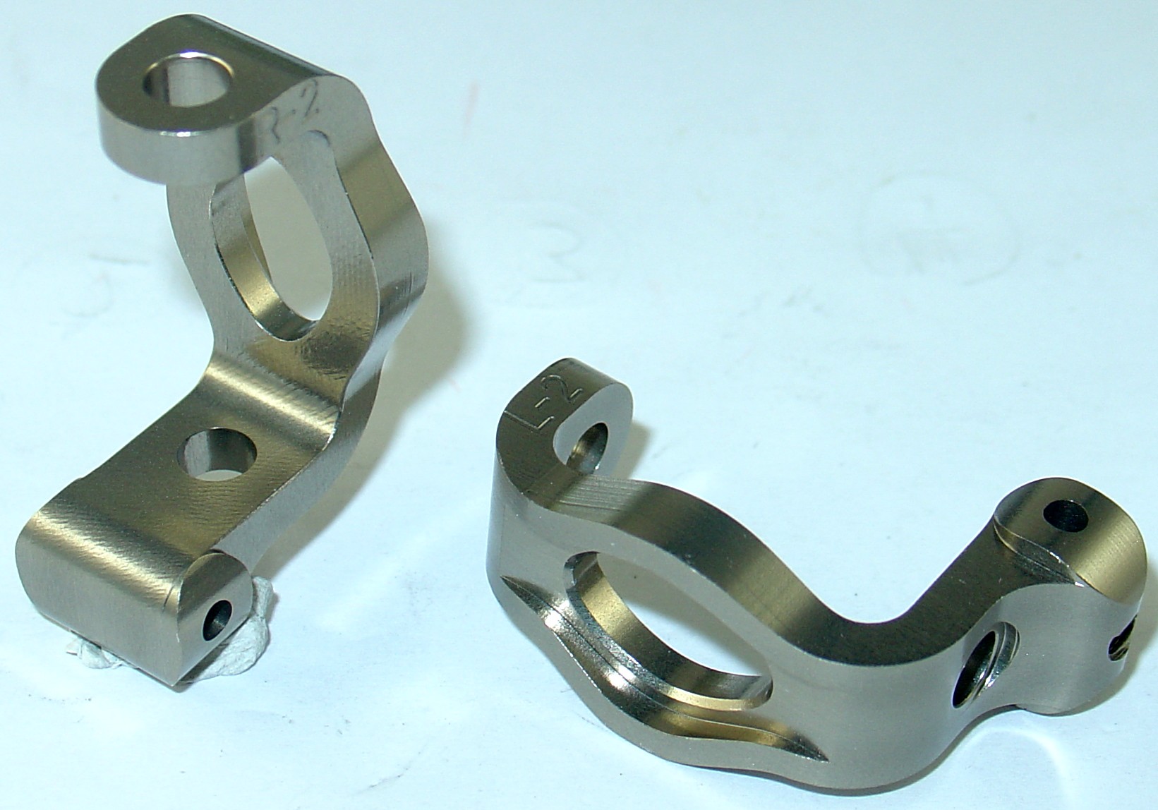 Jet Racing TX-05.2T - Team Losi Alum Front C Hub 2 Degree 