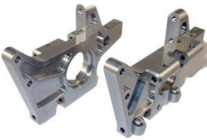 Jet Racing TMX-17 - T-MAXX & E-MAXX 7075 Front Bulkhead 