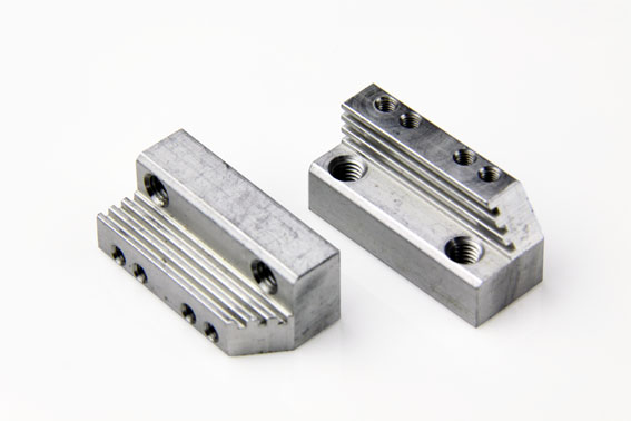 Hong Nor XT-24 - Engine Mount