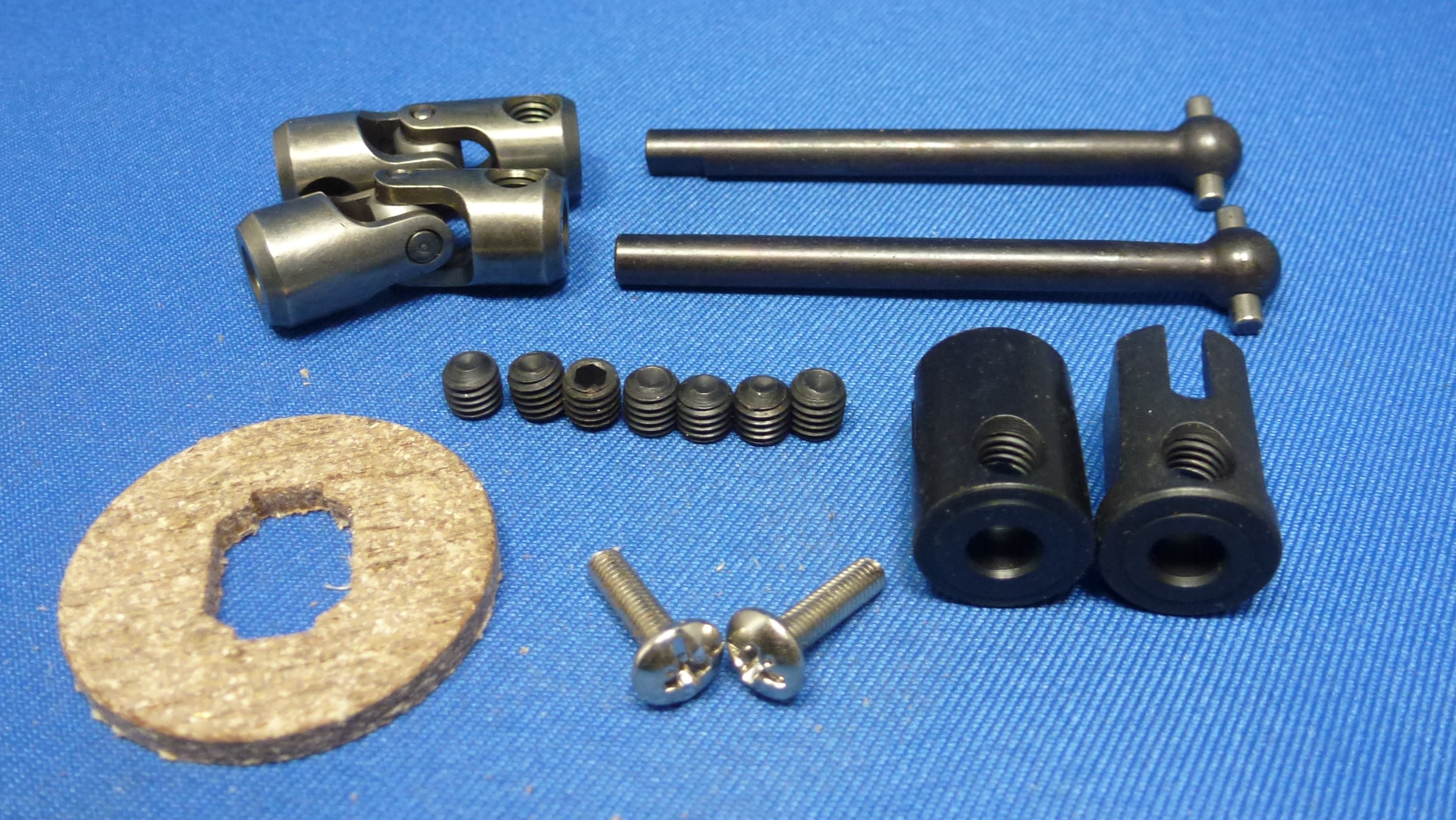 Hong Nor 235 - Center Shaft & Cup Joint Power-UP Unit (for all 1-10 Engine Car) *DISCONTINUED*