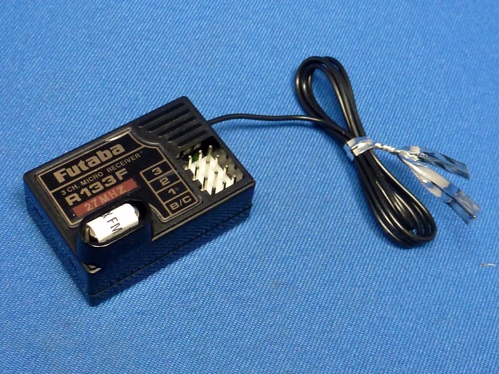 Futaba R113F - 3-Channel Micro Receiver (FM27)