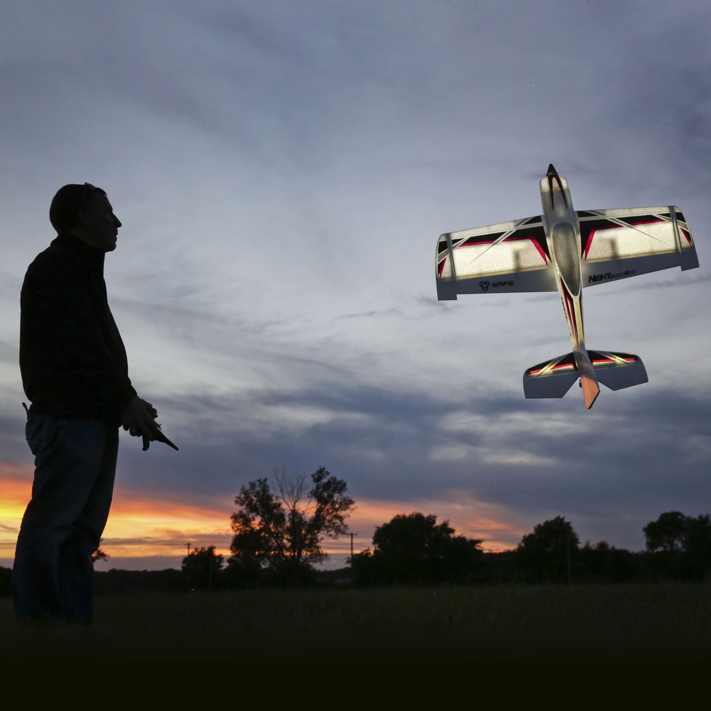 E-Flite EFL7150 - NIGHT VisionAire® BNF Basic with SAFE® Technology