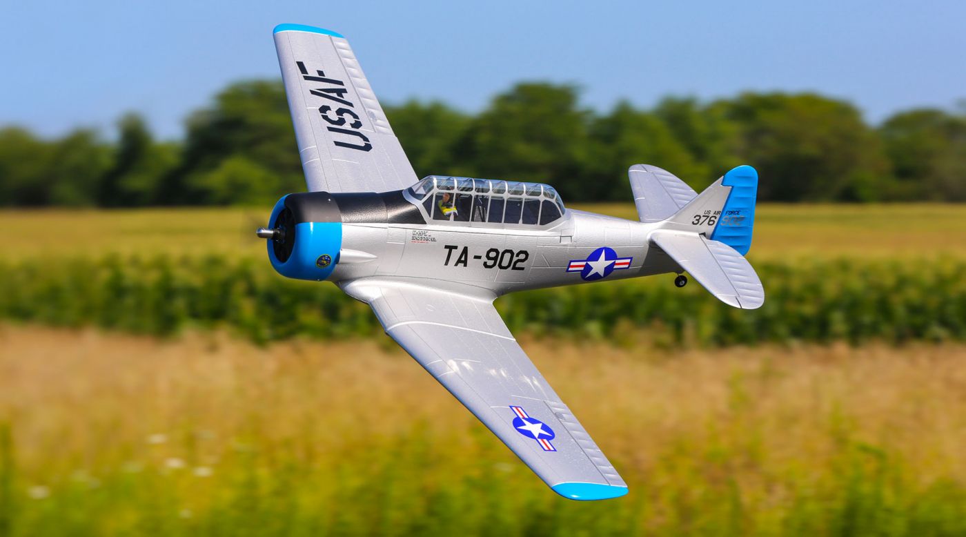 E-flite EFL8750 - AT-6 1.5m BNF Basic