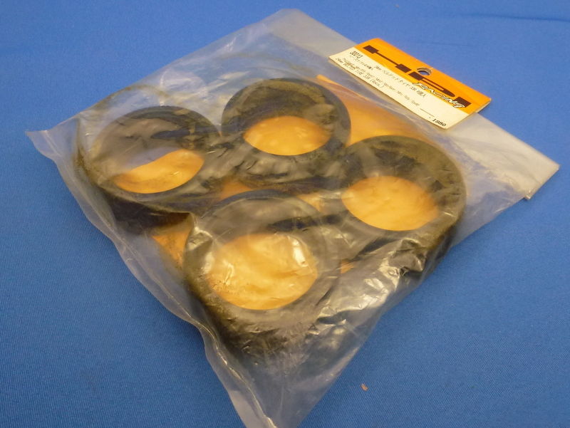 HPI 30013 - 24mm Belted Tire 33R 4pcs.