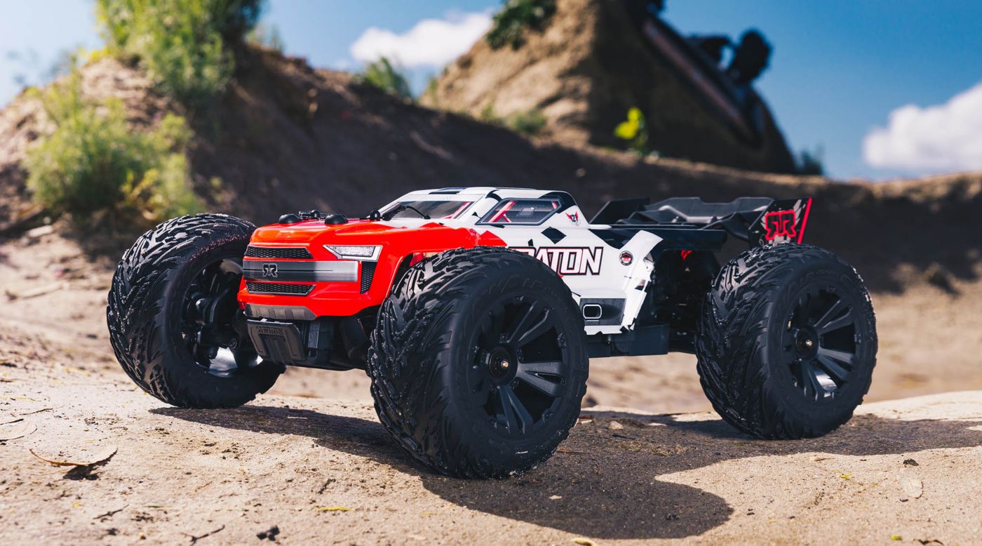 Arrma 102690 - 1/10 KRATON 4x4 4S BLX Brushless Monster Truck RTR, Red