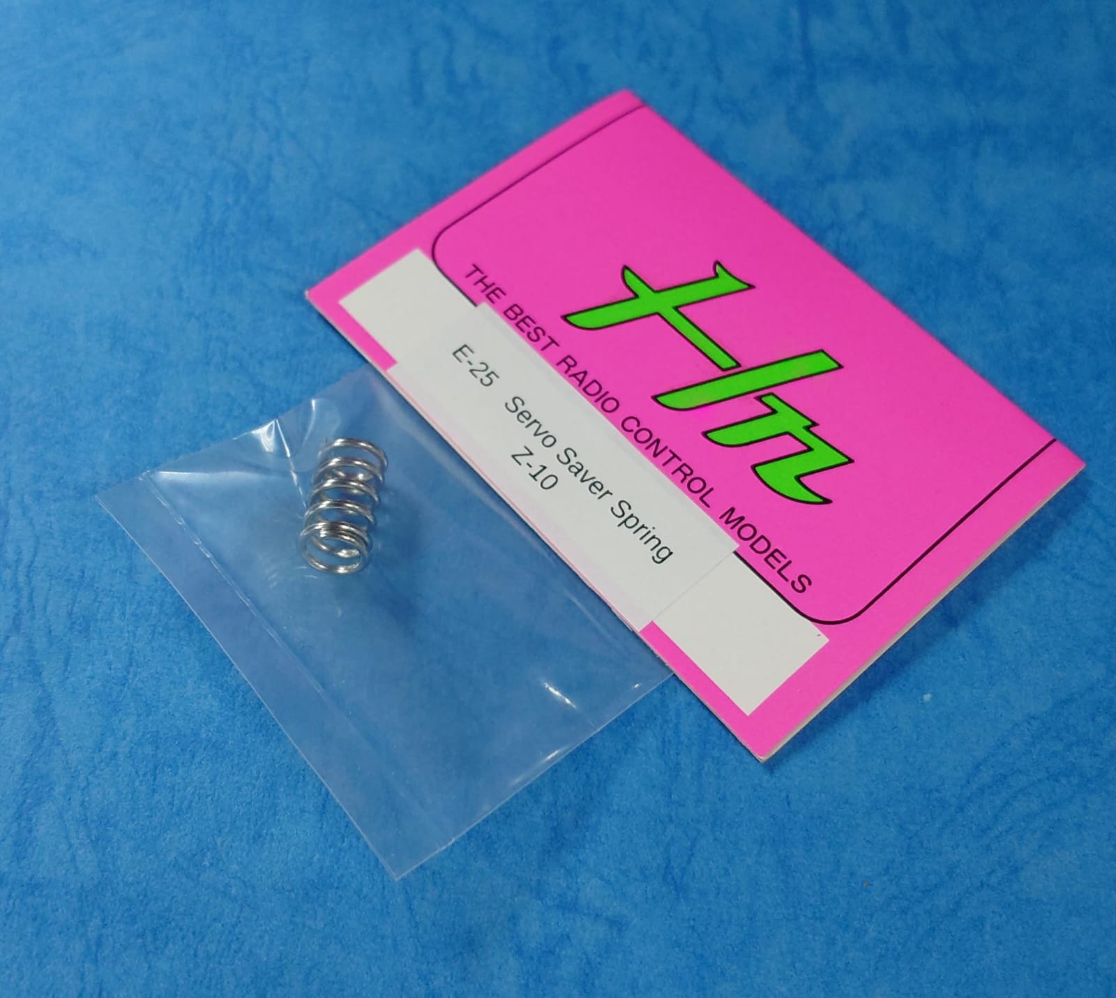 Hong Nor E-25 - Servo Save Spring (Z-10)